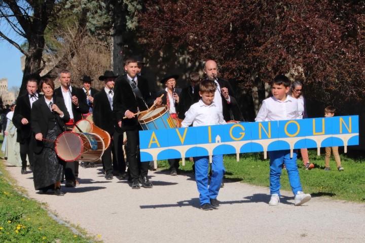 Avignon les 100 ans du riban 14 