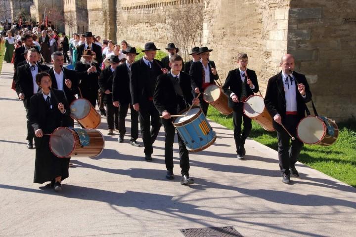 Avignon les 100 ans du riban 36 